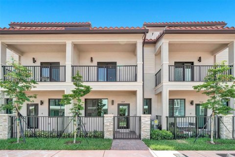 Touwnhouse à vendre à Doral, Floride: 3 chambres № 1955418 - photo 15