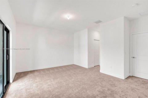 Touwnhouse à vendre à Doral, Floride: 3 chambres № 1955418 - photo 28