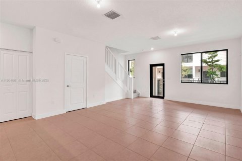 Touwnhouse à vendre à Doral, Floride: 3 chambres № 1955418 - photo 26