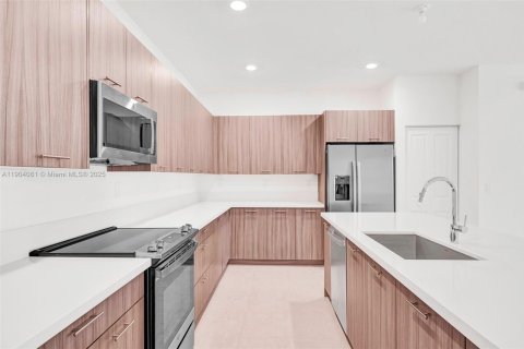 Touwnhouse à vendre à Doral, Floride: 3 chambres № 1955418 - photo 20