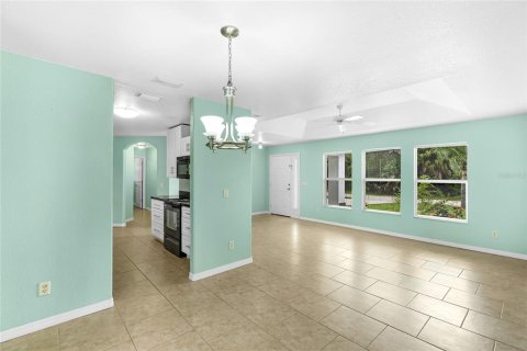 House in North Port, Florida 3 bedrooms, 160.54 sq.m. № 1901916 - photo 10