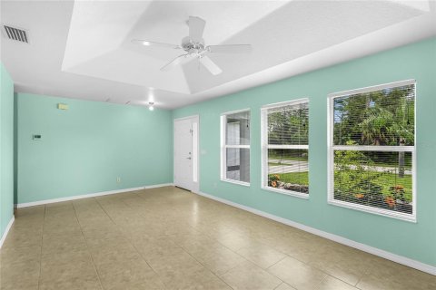 House in North Port, Florida 3 bedrooms, 160.54 sq.m. № 1901916 - photo 8
