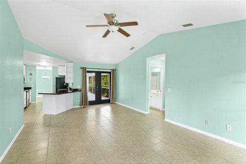 House in North Port, Florida 3 bedrooms, 160.54 sq.m. № 1901916 - photo 16