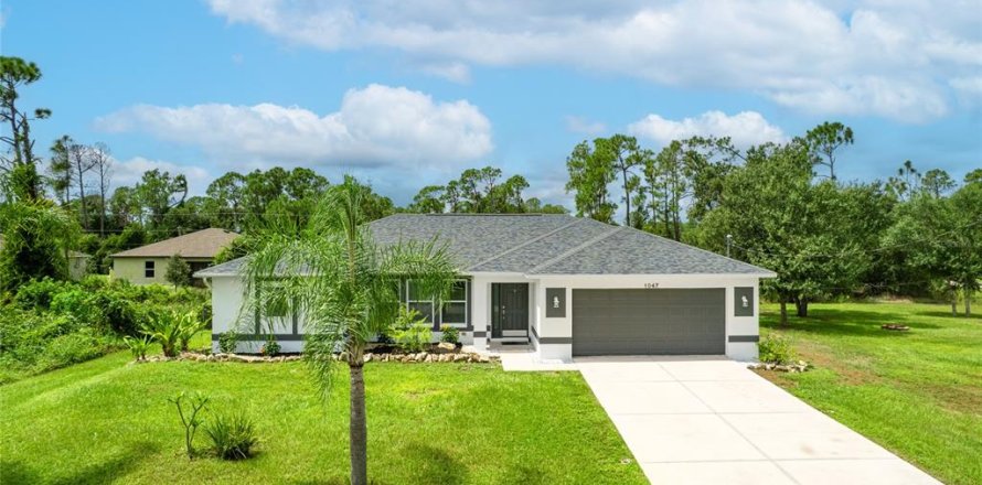 House in North Port, Florida 3 bedrooms, 160.54 sq.m. № 1901916