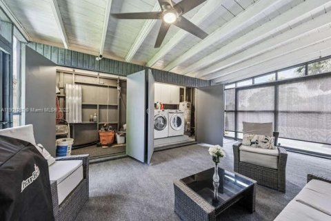 Casa en alquiler en Fort Lauderdale, Florida, 3 dormitorios, 135.27 m2 № 1952340 - foto 23