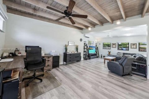 Casa en alquiler en Fort Lauderdale, Florida, 3 dormitorios, 135.27 m2 № 1952340 - foto 6