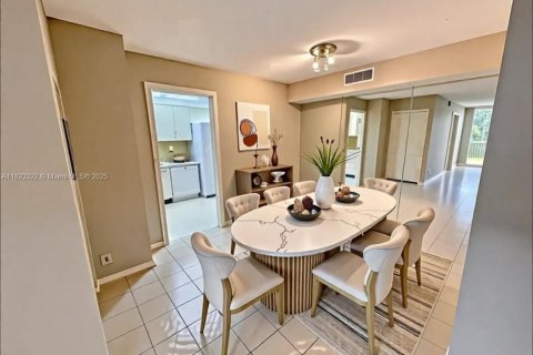 Copropriété à louer à Miami, Floride: 2 chambres, 121.89 m2 № 1797477 - photo 8