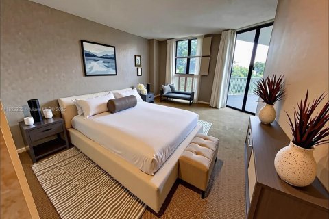 Copropriété à louer à Miami, Floride: 2 chambres, 121.89 m2 № 1797477 - photo 10