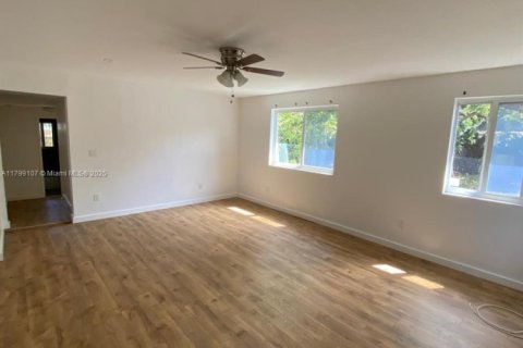Casa en venta en Miami, Florida, 3 dormitorios, 100.06 m2 № 1711640 - foto 9