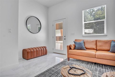 Casa en alquiler en Ocoee, Florida, 3 dormitorios, 242.29 m2 № 1908168 - foto 5