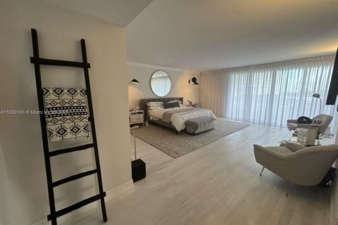 Copropriété à louer à Miami, Floride: 3 chambres, 255.39 m2 № 2052875 - photo 9