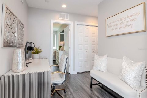 Condo in Tampa, Florida, 2 bedrooms  № 1679623 - photo 23