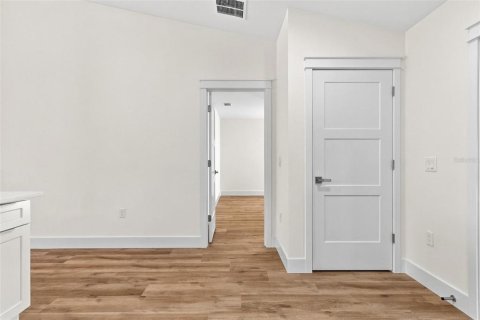 Купить коммерческую недвижимость в Палм-Кост, Флорида 6 спален, 243.59м2, № 2230544 - фото 22