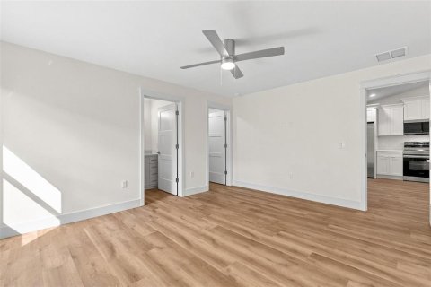Купить коммерческую недвижимость в Палм-Кост, Флорида 6 спален, 243.59м2, № 2230544 - фото 24