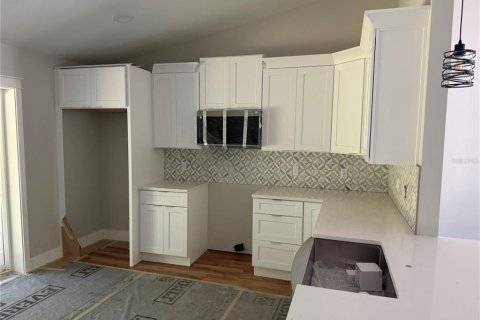 Купить коммерческую недвижимость в Палм-Кост, Флорида 6 спален, 243.59м2, № 2230544 - фото 4