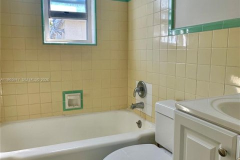 Снять в аренду квартиру в Майами-Бич, Флорида 1 спальня, 70.61м2, № 2028340 - фото 7