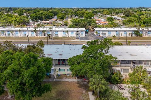 Condo in Saint Petersburg, Florida, 1 bedroom  № 2095647 - photo 16