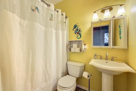 Condo in Saint Petersburg, Florida, 1 bedroom  № 2095647 - photo 4