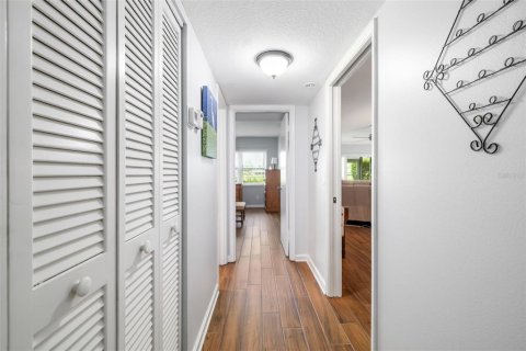 Купить кондоминиум в Сарасота, Флорида 6 комнат, 161.65м2, № 1915481 - фото 27