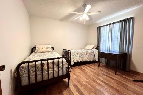 House in Brandon, Florida 4 bedrooms, 267.28 sq.m. № 1719791 - photo 8