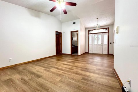 House in Brandon, Florida 4 bedrooms, 267.28 sq.m. № 1719791 - photo 5