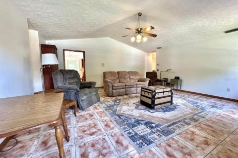 House in Brandon, Florida 4 bedrooms, 267.28 sq.m. № 1719791 - photo 22