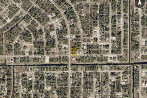 Land in Lehigh Acres, Florida № 2402747 - photo 5