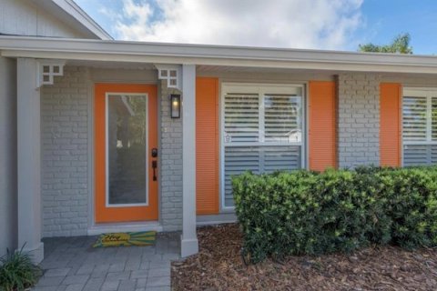 House in Sarasota, Florida 3 bedrooms, 145.11 sq.m. № 2093772