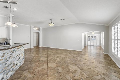 Villa ou maison à vendre à The Villages, Floride: 3 chambres, 170.66 m2 № 2317272 - photo 5