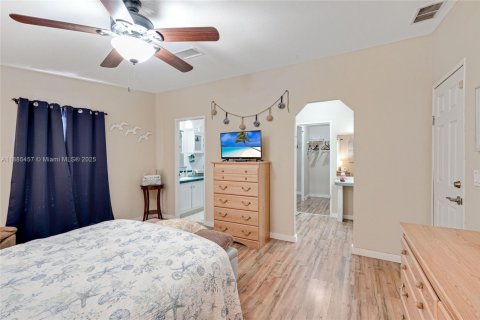 Apartamento en alquiler en Key Largo, Florida, 4 dormitorios, 180.6 m2 № 2054850 - foto 19