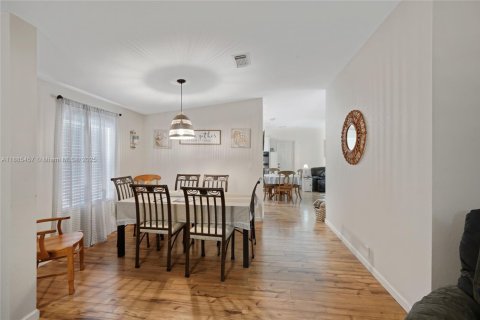 Apartamento en alquiler en Key Largo, Florida, 4 dormitorios, 180.6 m2 № 2054850 - foto 6