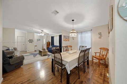 Apartamento en alquiler en Key Largo, Florida, 4 dormitorios, 180.6 m2 № 2054850 - foto 7