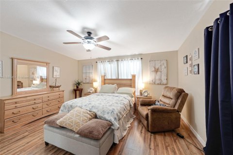 Apartamento en alquiler en Key Largo, Florida, 4 dormitorios, 180.6 m2 № 2054850 - foto 18