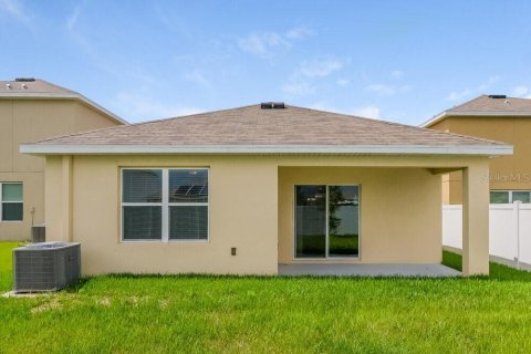 House in Sun City Center, Florida 3 bedrooms, 142.05 sq.m. № 1893774 - photo 9