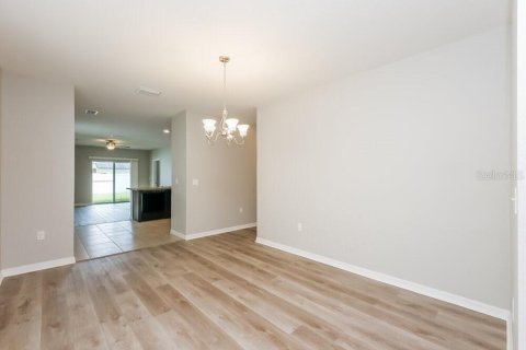 House in Sun City Center, Florida 3 bedrooms, 142.05 sq.m. № 1893774 - photo 7