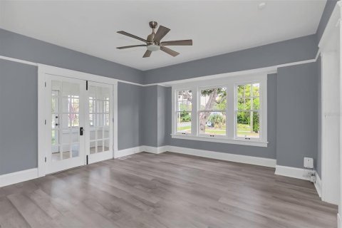 Casa en venta en Eustis, Florida, 5 dormitorios, 222.97 m2 № 1918740 - foto 5