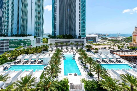Condo in Miami, Florida, 1 bedroom  № 1758601 - photo 13