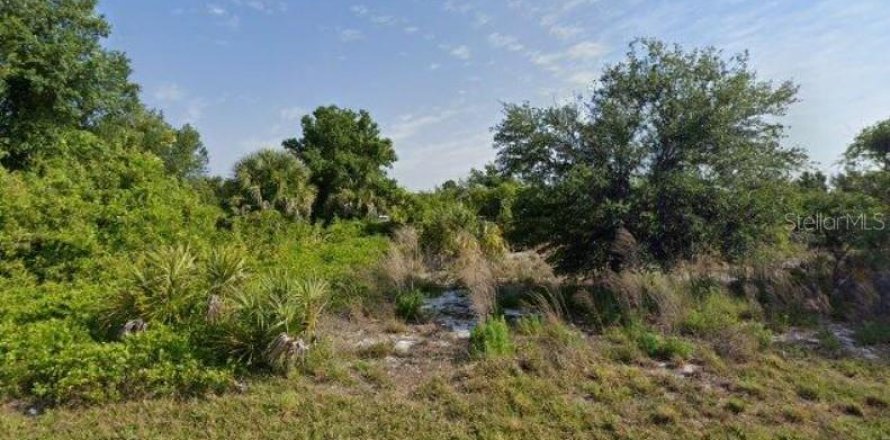 Terreno en Englewood, Florida № 2205722