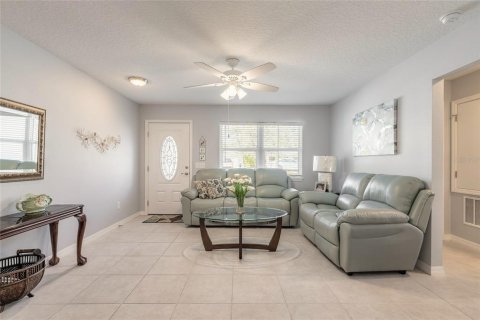 Villa ou maison à vendre à Port Orange, Floride: 2 chambres, 130.34 m2 № 2094070 - photo 13