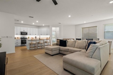 Villa ou maison à vendre à Davenport, Floride: 4 chambres, 184.23 m2 № 2354714 - photo 5