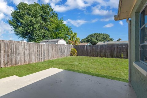House in Holiday, Florida 3 bedrooms, 107.4 sq.m. № 2122485 - photo 26