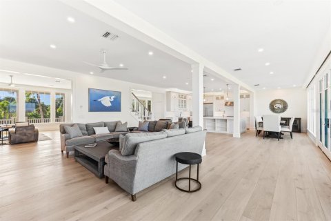 Villa ou maison à vendre à Boca Grande, Floride: 5 chambres, 508.36 m2 № 2416989 - photo 15