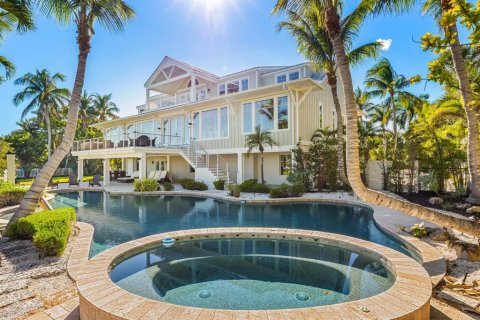Villa ou maison à vendre à Boca Grande, Floride: 5 chambres, 508.36 m2 № 2416989 - photo 5