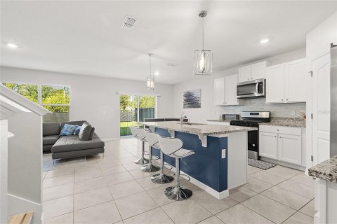 Casa en alquiler en DeBary, Florida, 5 dormitorios, 248.42 m2 № 1905878 - foto 6