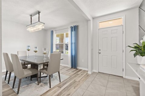 Casa en alquiler en DeBary, Florida, 5 dormitorios, 248.42 m2 № 1905878 - foto 4