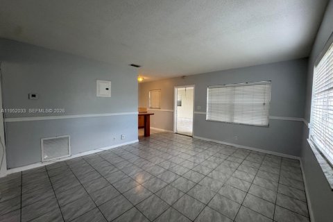 Condominio en alquiler en Oakland Park, Florida, 1 dormitorio, 61.22 m2 № 2054318 - foto 6