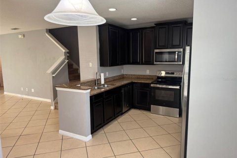 Adosado en venta en Kissimmee, Florida, 3 dormitorios, 143.91 m2 № 1797934 - foto 8