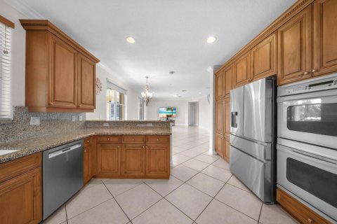 House in Weston, Florida 5 bedrooms, 361.76 sq.m. № 2084053 - photo 17