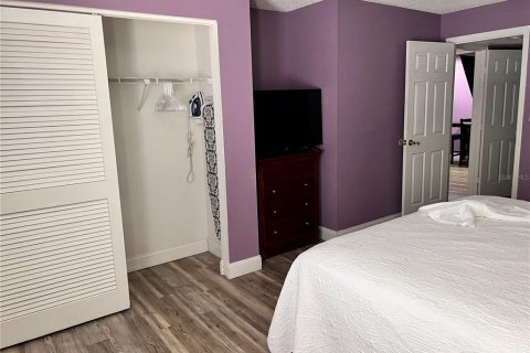 Condominio en venta en Kissimmee, Florida, 1 dormitorio, 60.2 m2 № 1797194 - foto 13