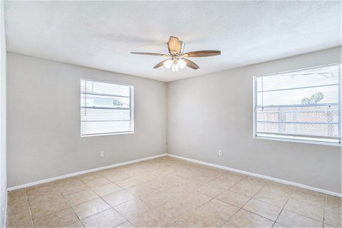 Casa en venta en Tampa, Florida, 3 dormitorios, 107.58 m2 № 1905408 - foto 13
